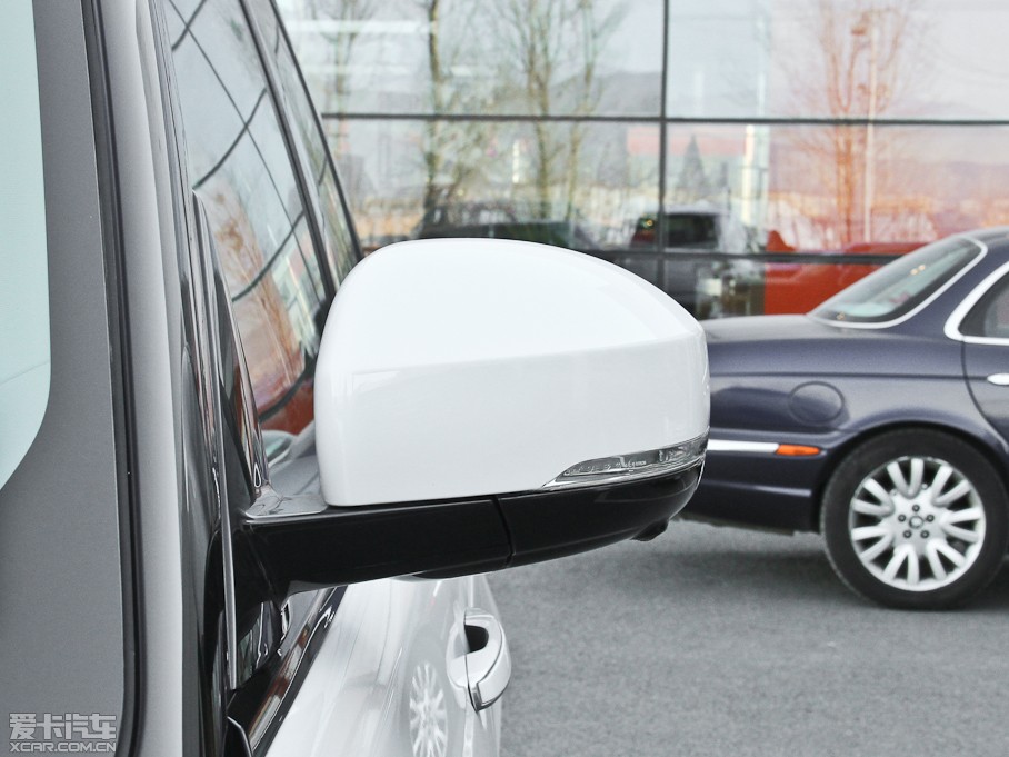 2013 5.0 V8 NA Vogue SE