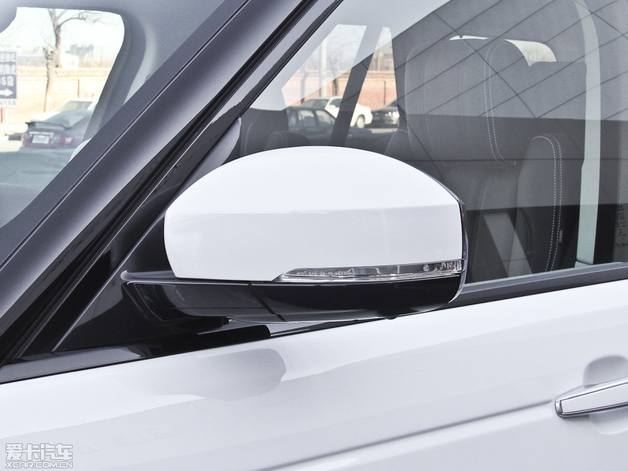 2013 5.0 V8 NA Vogue SE