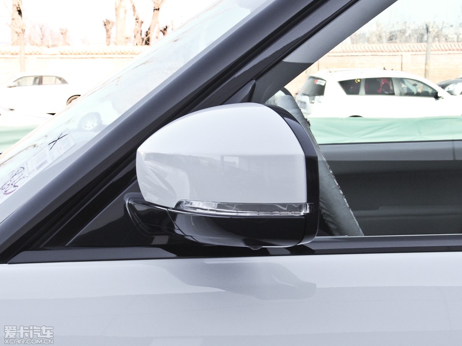 2013 5.0 V8 NA Vogue SE