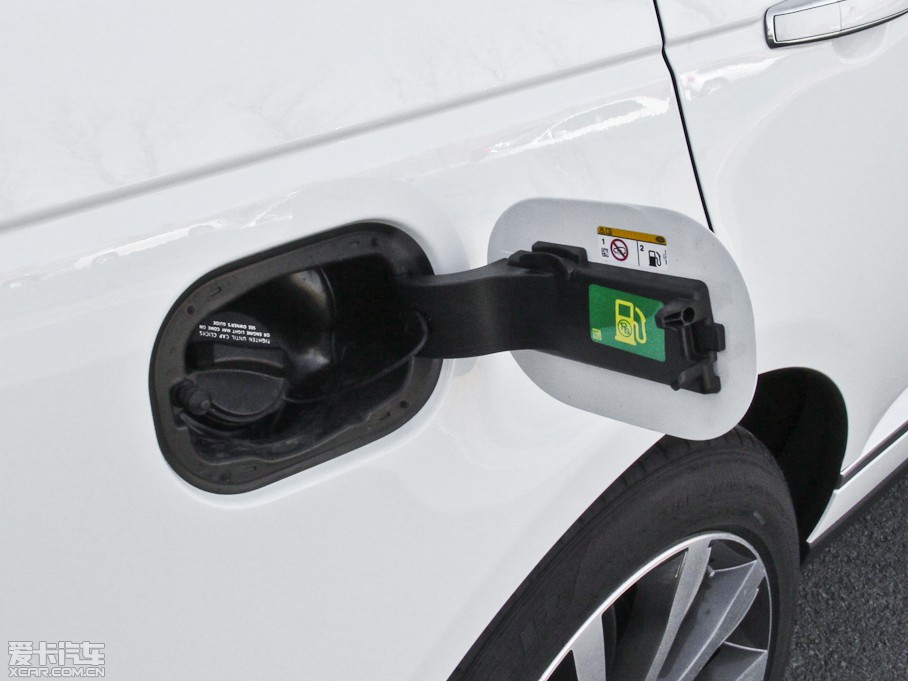 2013 5.0 V8 NA Vogue SE