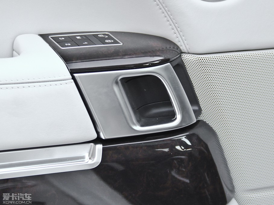 2013 5.0 V8 NA Vogue SE