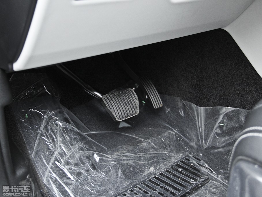 2013 5.0 V8 NA Vogue SE