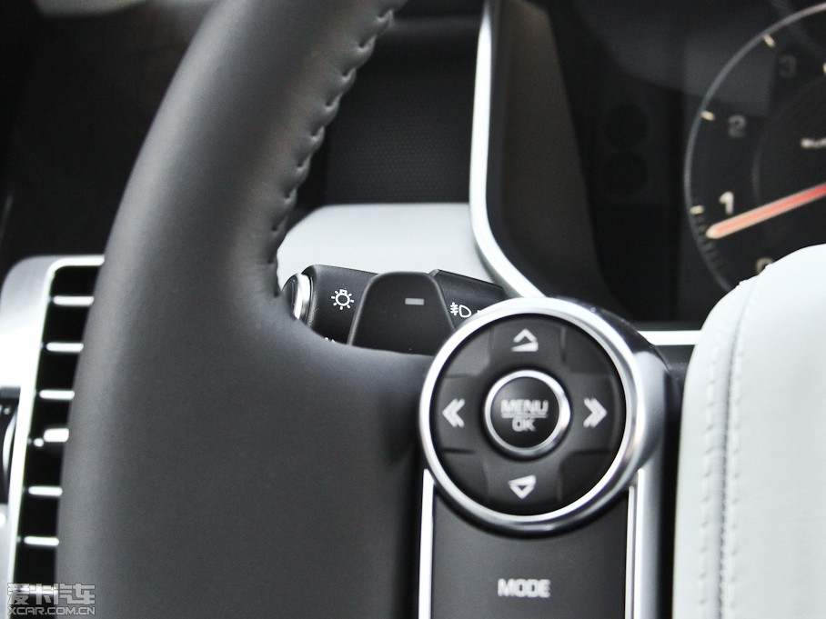 2013 5.0 V8 NA Vogue SE