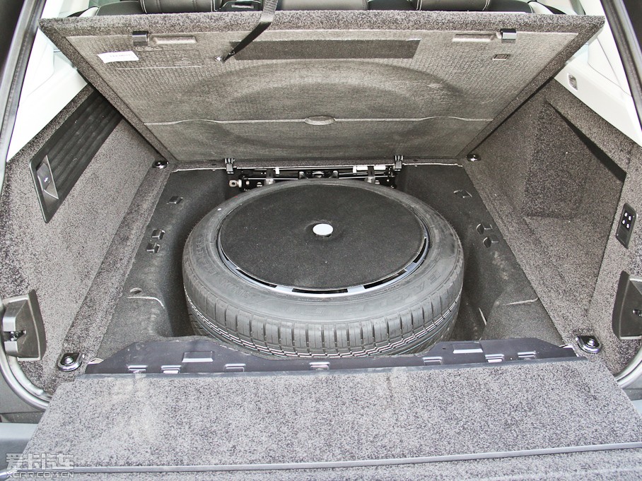 2013 5.0 V8 NA Vogue SE