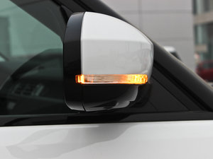 20135.0 V8 NA Vogue SE ^