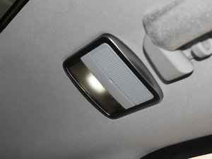 20135.0 V8 NA Vogue SE g