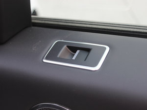 20135.0 V8 NA Vogue SE п؅^