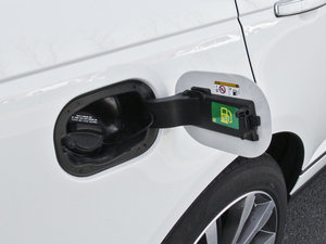 20135.0 V8 NA Vogue SE ^