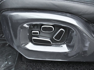 20135.0 V8 NA Vogue SE g