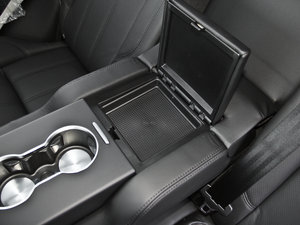 20135.0 V8 NA Vogue SE g