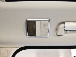 20135.0 V8 NA Vogue SE g