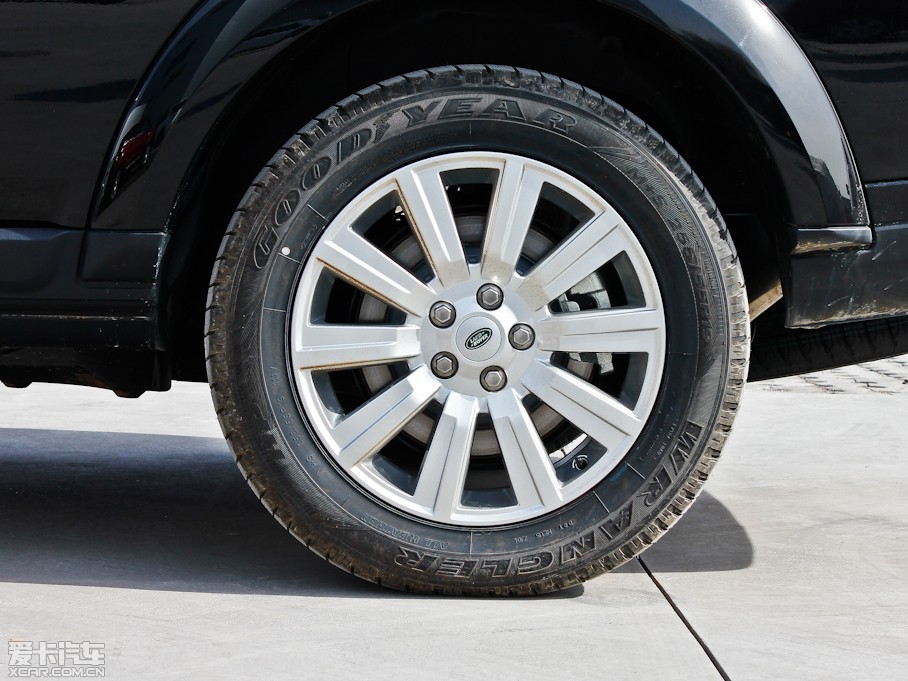 2013��l�F ���Ĵ� 5.0 V8 SE