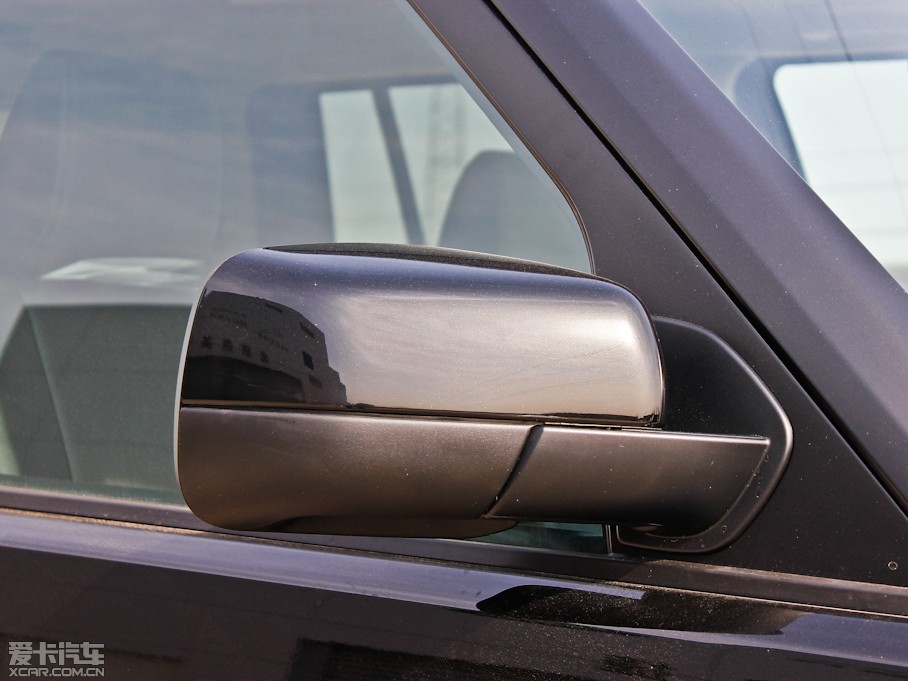 2013��l�F ���Ĵ� 5.0 V8 SE