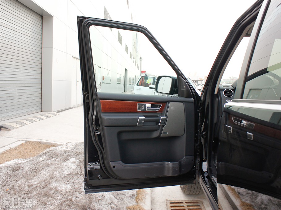 2013��l�F ���Ĵ� 5.0 V8 SE