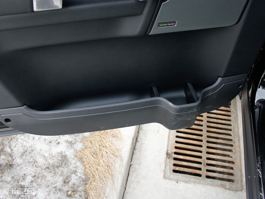 2013��l�F ���Ĵ� 5.0 V8 SE