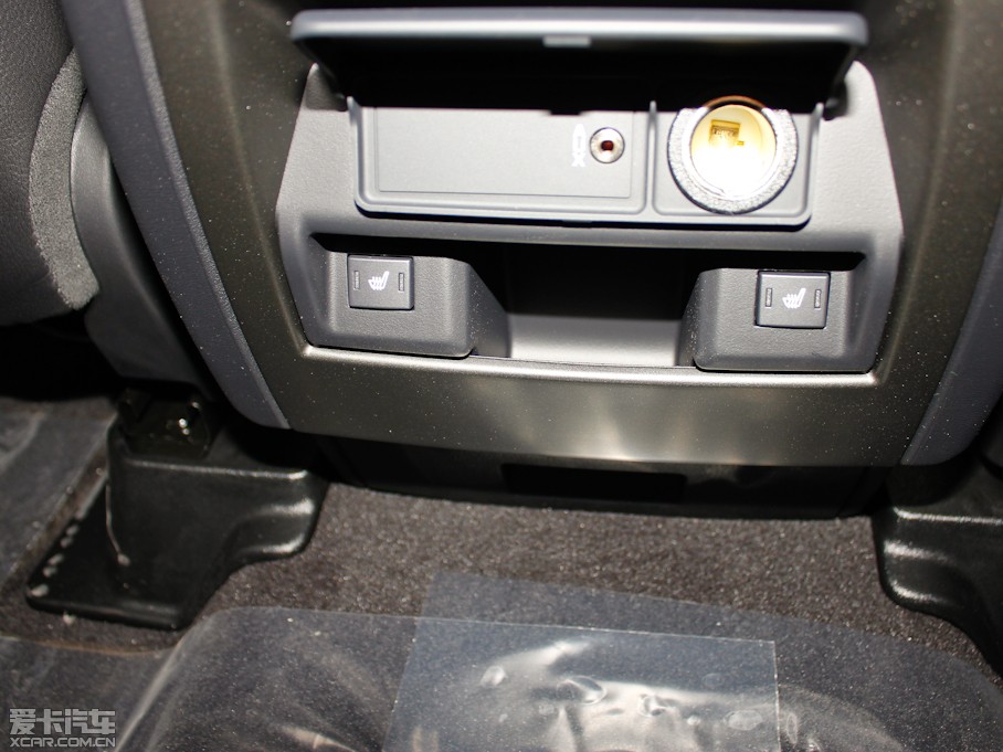 2013��l(f��)�F(xi��n) ���Ĵ� 5.0 V8 SE