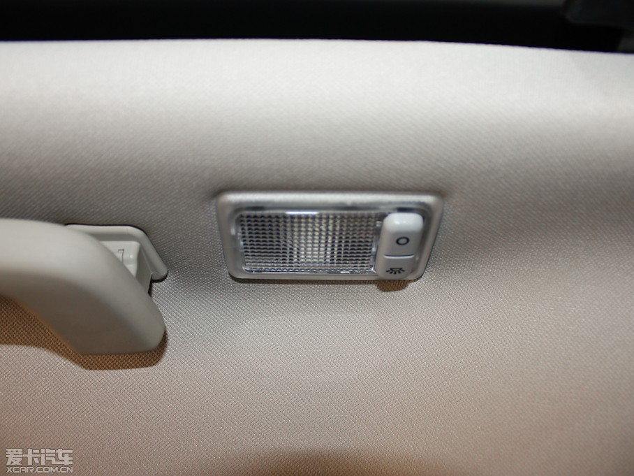 2013��l�F ���Ĵ� 5.0 V8 SE