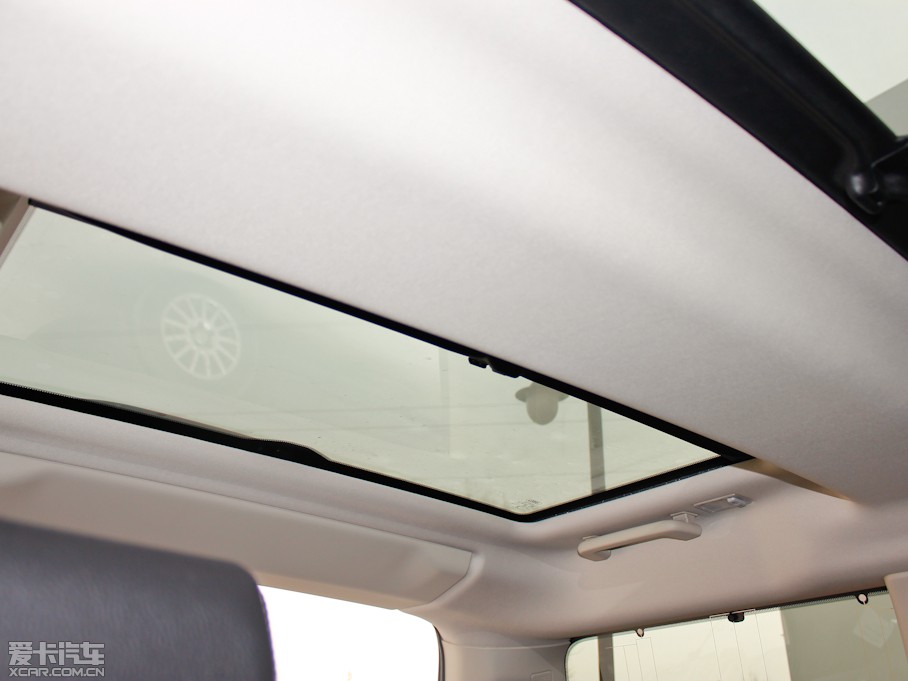 2013��l(f��)�F(xi��n) ���Ĵ� 5.0 V8 SE