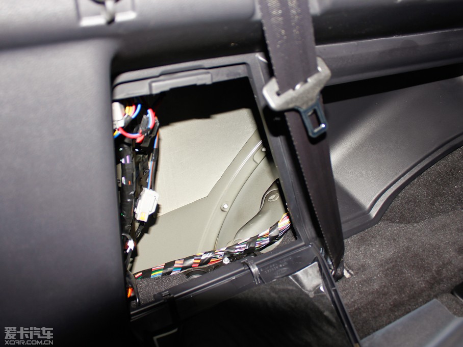 2013��l�F ���Ĵ� 5.0 V8 SE