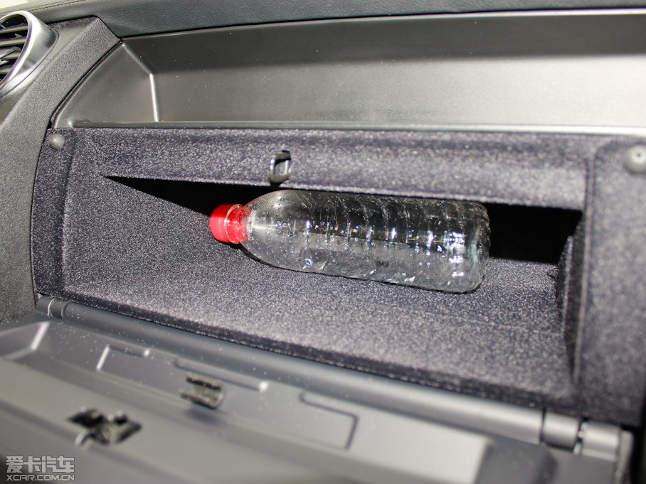 2013��l�F ���Ĵ� 5.0 V8 SE