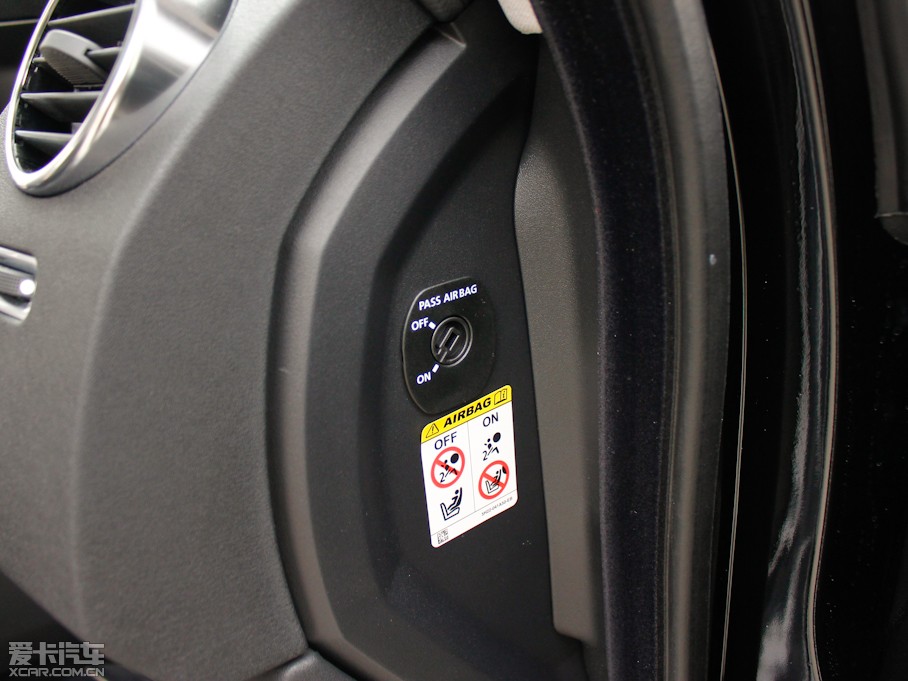 2013��l�F ���Ĵ� 5.0 V8 SE