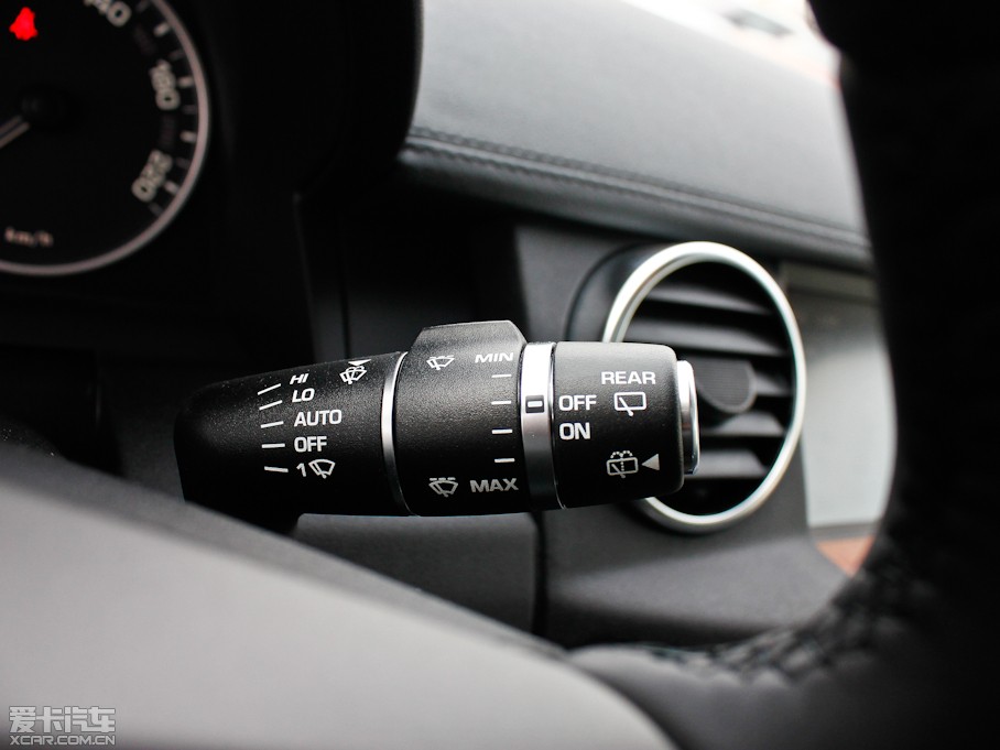 2013��l�F ���Ĵ� 5.0 V8 SE