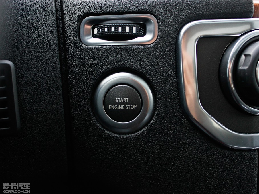 路虎发现(进口)中控区