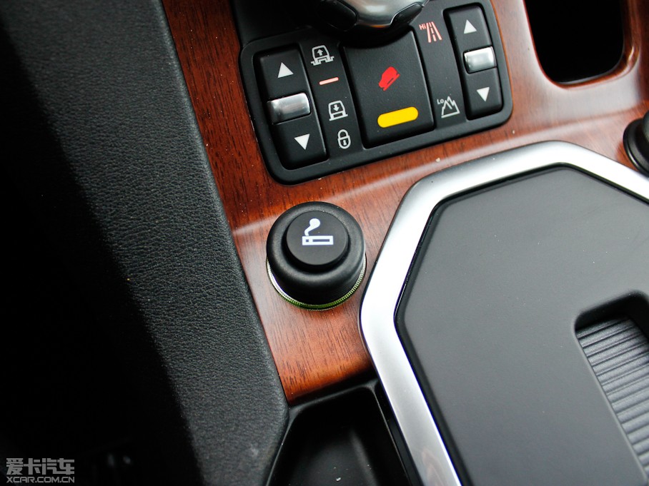 2013��l�F ���Ĵ� 5.0 V8 SE