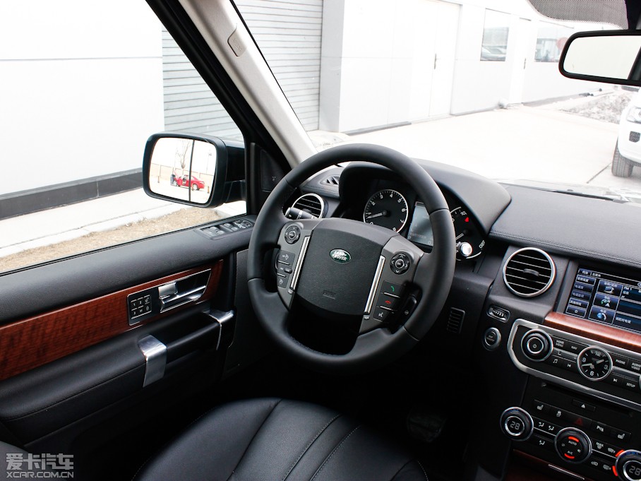 2013��l�F ���Ĵ� 5.0 V8 SE