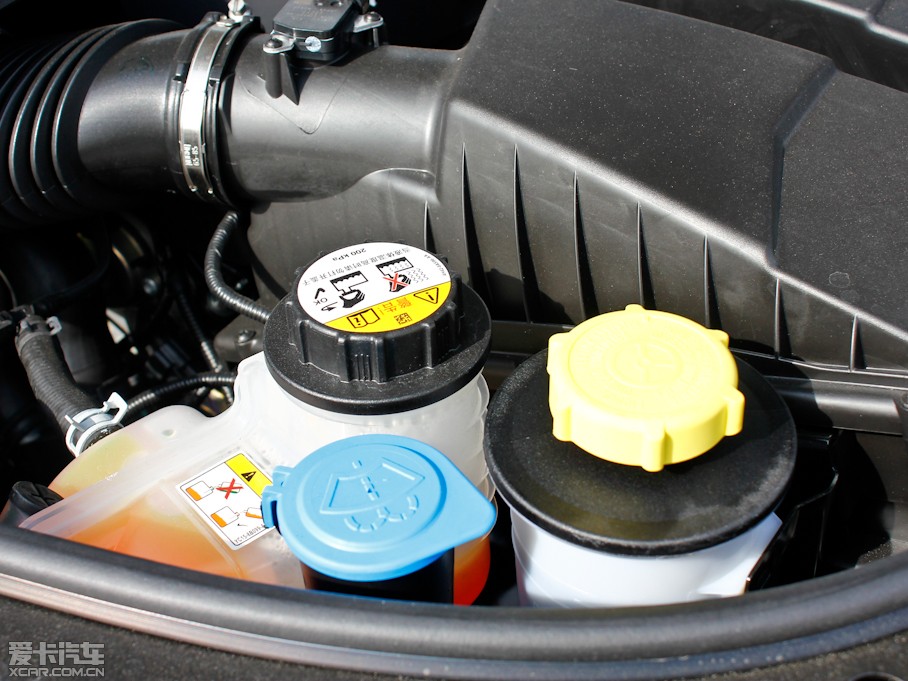 2013��l�F ���Ĵ� 5.0 V8 SE