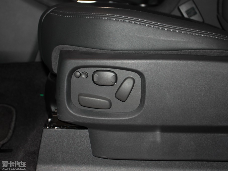 2013lF Ĵ 3.0 V6 SD HSE Ͱ