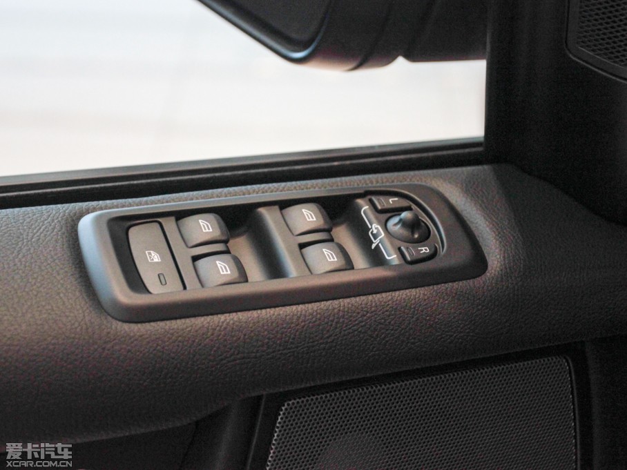 2013lF Ĵ 3.0 V6 SD HSE Ͱ