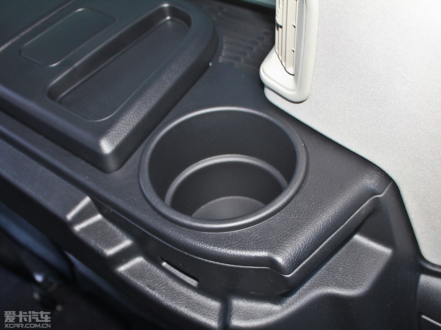 2013��l�F ���Ĵ� 3.0L V6 SD ���������