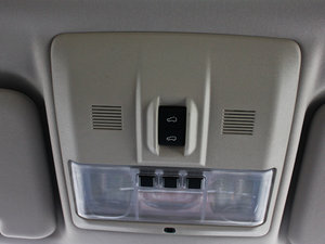 2013Ĵ 5.0 V8 SE п؅^