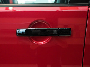 2013Ĵ 3.0 V6 SD HSE Ͱ {T