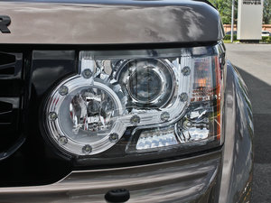 2013款第四代 3.0L V6 SD 尊黑限量版 大灯