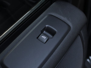 2013Ĵ 3.0L V6 SD  п؅^(q)