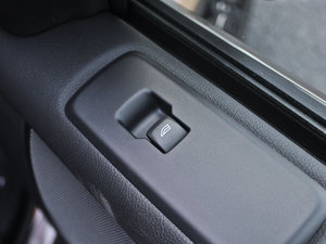 2013Ĵ 3.0L V6 SD  п؅^(q)