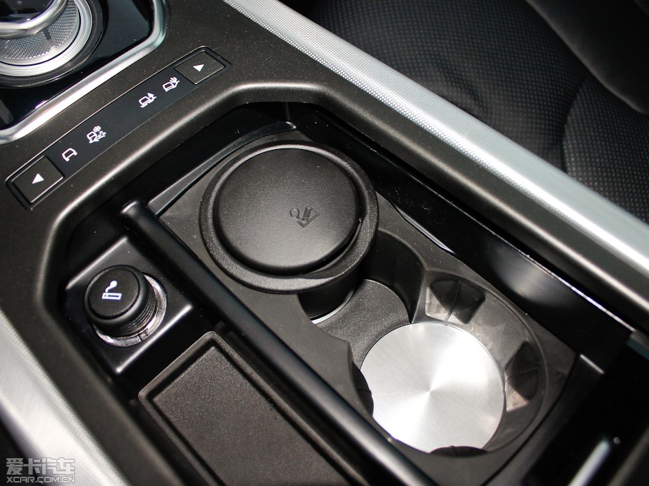 2013��٘O��(�M(j��n)��) 2.0T 3�Tҫ��(d��ng)��