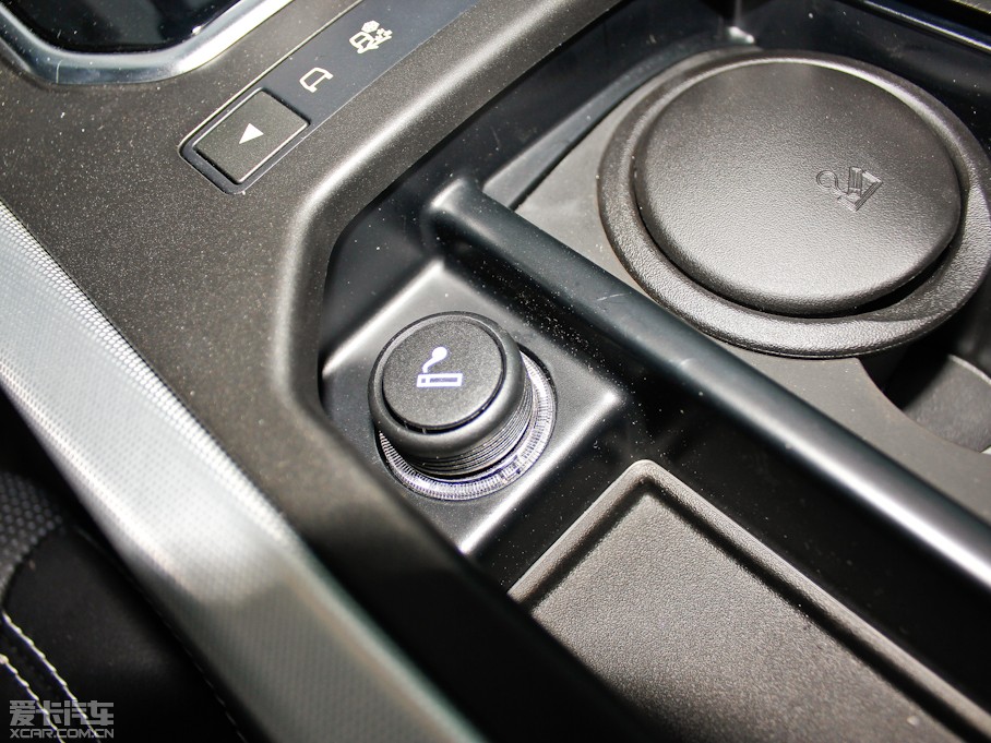 2013��٘O��(�M(j��n)��) 2.0T 3�Tҫ�Ӱ�