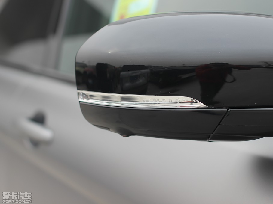 2013��٘O��(�M��) 2.0T 3�T�S������������