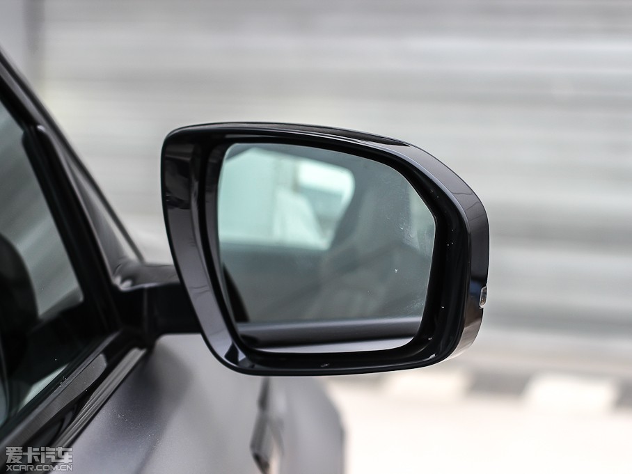 2013��٘O��(�M��) 2.0T 3�T�S������������