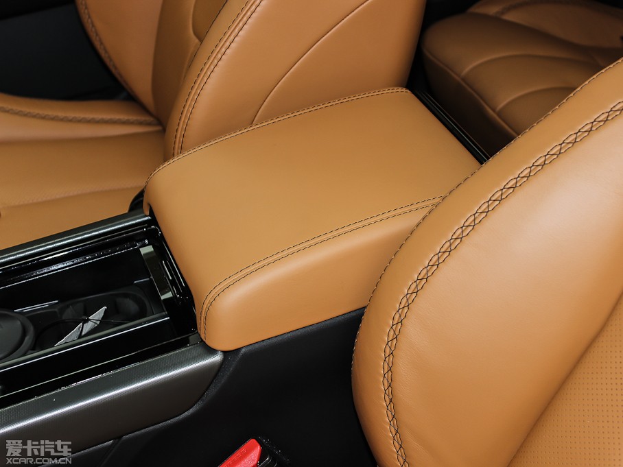 2013��٘O��(�M��) 2.0T 3�T�S������������