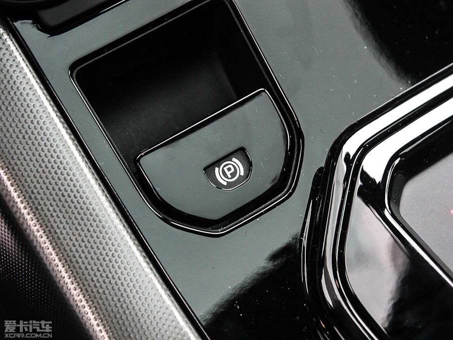 2013��٘O��(�M(j��n)��) 2.0T 3�T�S������������