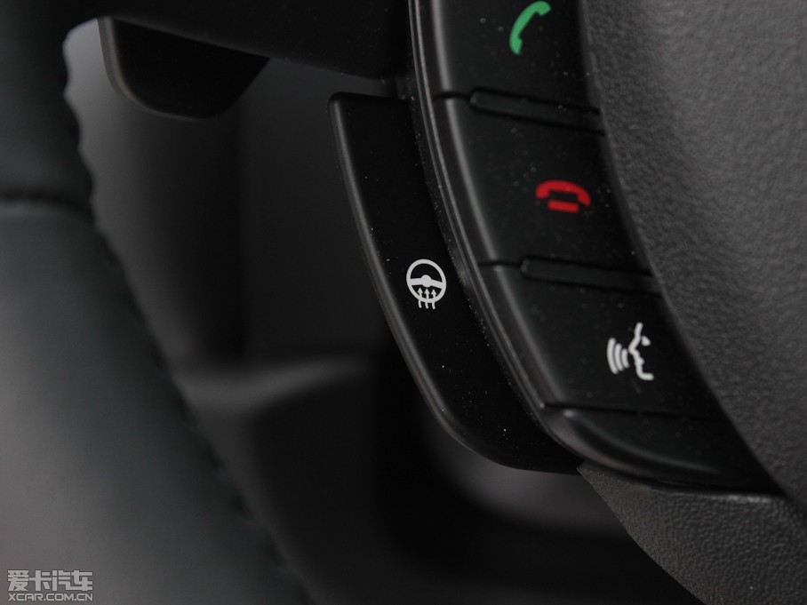 2013��٘O��(�M��) 2.0T 3�T�S������������