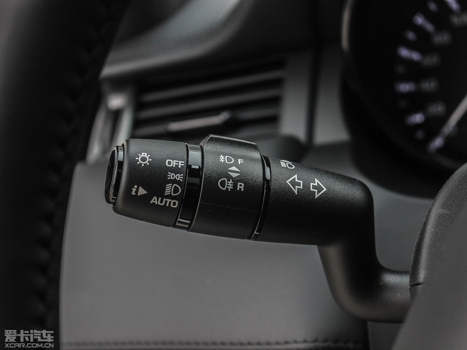 2013��٘O��(�M��) 2.0T 3�T�S������������