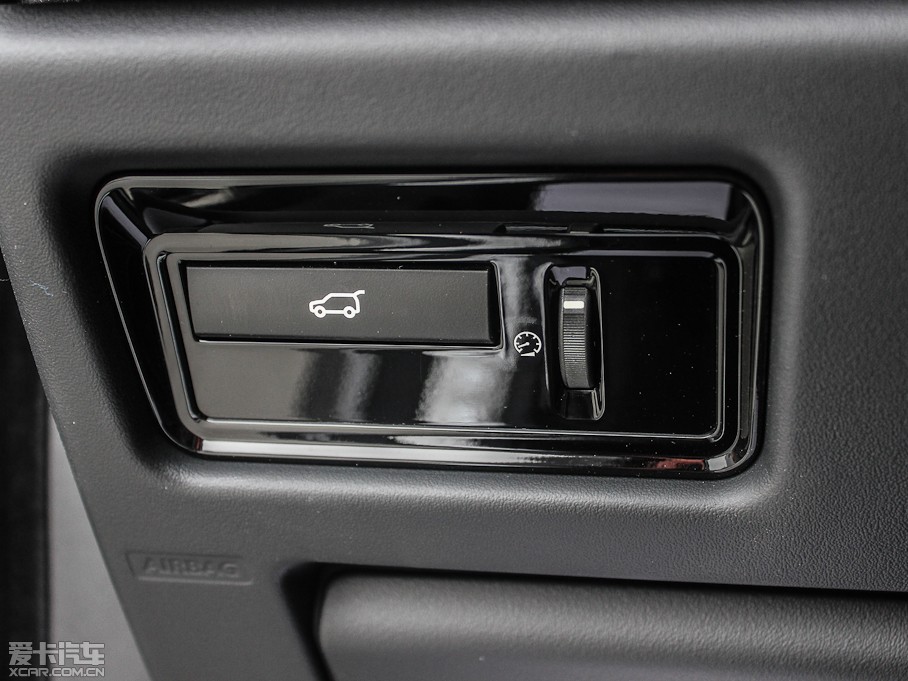 2013��٘O��(�M(j��n)��) 2.0T 3�T�S������������