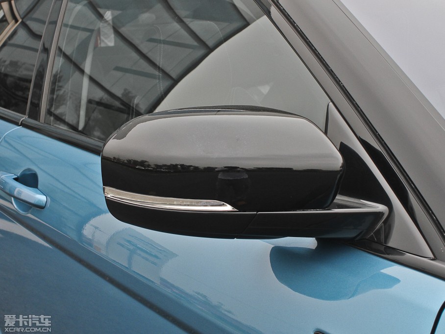 2013��٘O��(�M(j��n)��) 2.0T 3�Tѣ�{(l��n)������