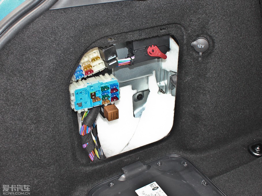 2013��٘O��(�M��) 2.0T 3�Tѣ�{������