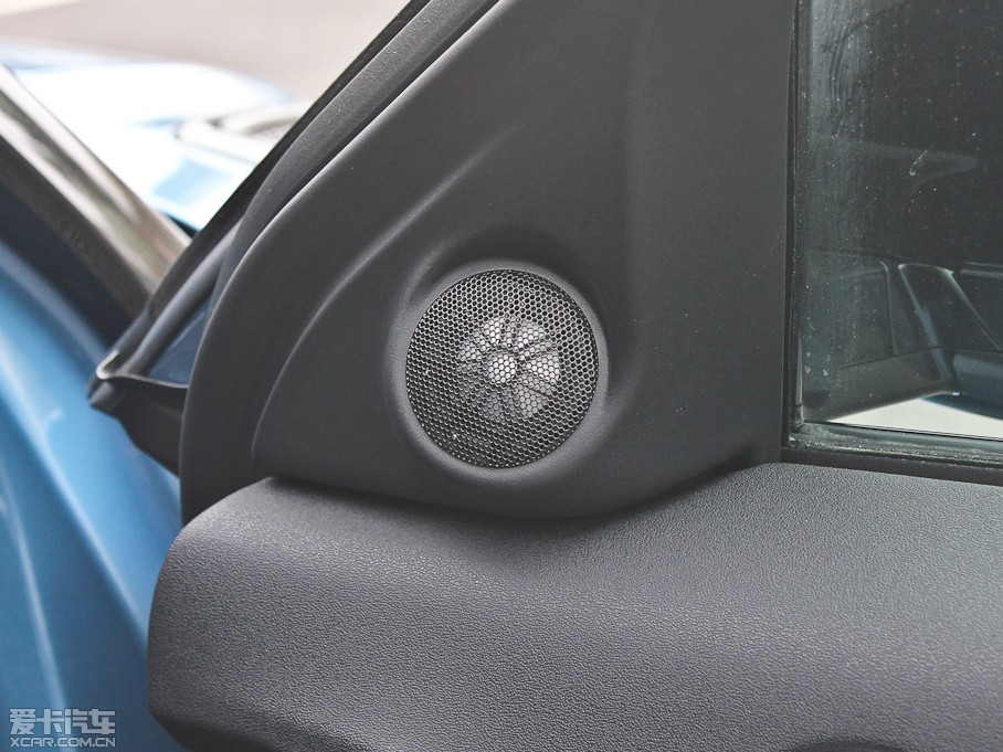 2013��٘O��(�M��) 2.0T 3�Tѣ�{������